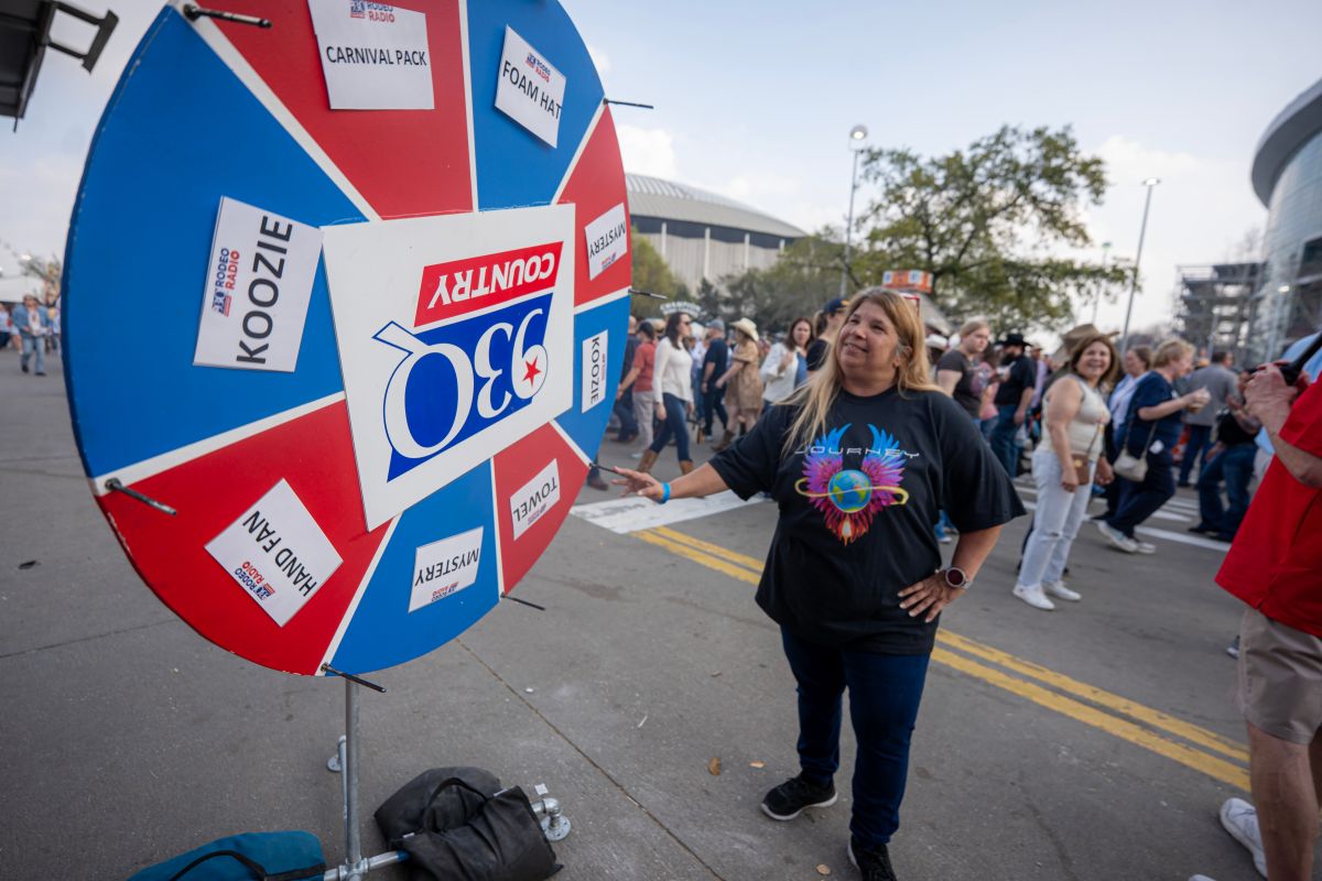 93Q Wheel of Rodeo