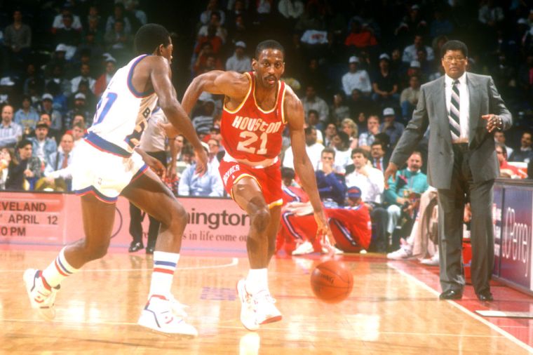 Rockets Trade Away Sampson for Sleepy Floyd