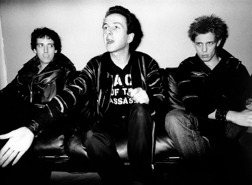 Photo of Joe STRUMMER and CLASH and Mick JONES and Paul SIMONON