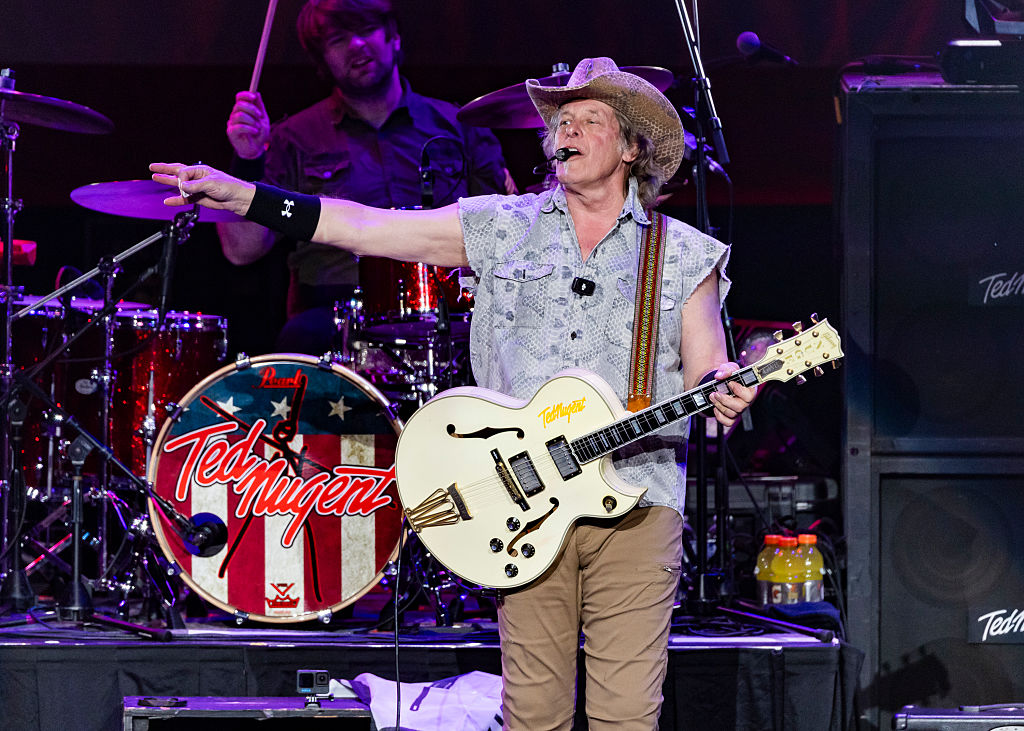 ROCK MOMENT - Ted Nugent 'Stranglehold'