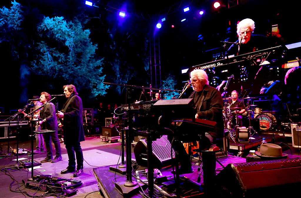 2025 Backyard Concert Supporting Teen Cancer America and the UCLA Health Center